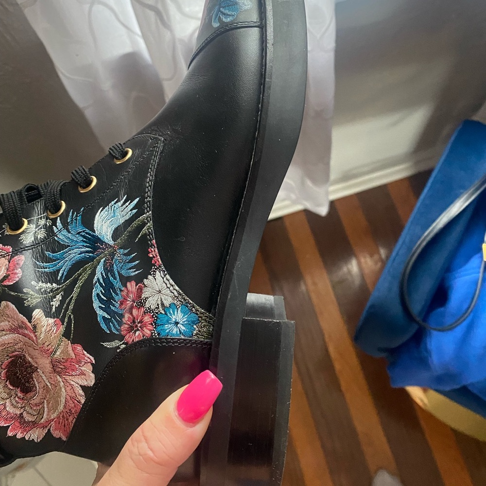 Louis Vuitton Wonderland Ranger Boot - Picture 7 of 14